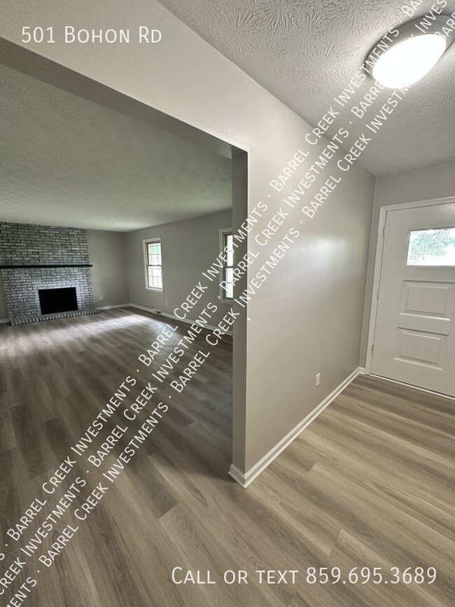 Building Photo - 501 Bohon Rd