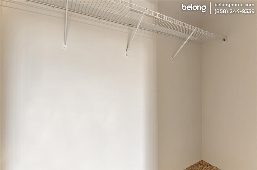 Building Photo - 8889 Caminito Plaza Centro