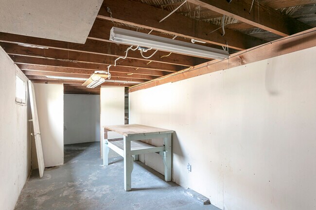 Building Photo - 4216 Southeast 37th Avenue