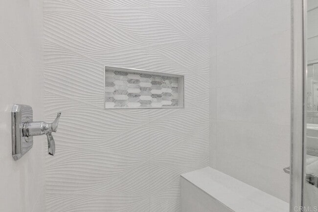 Building Photo - 7327 Linden Terrace