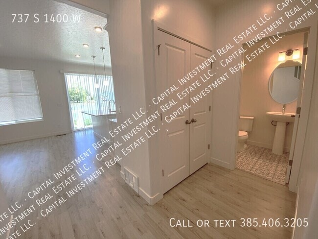 Building Photo - 737 S 1400 W
