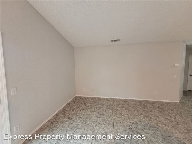 Building Photo - 1851 Eucalyptus St
