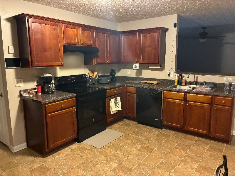 Building Photo - 1098 Deshon Trail