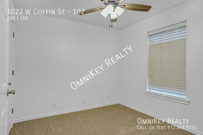 Building Photo - 1022 W Coffin St