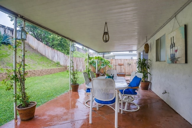 Building Photo - 1140 Harding St