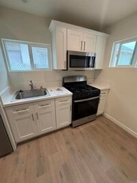 Building Photo - 2460 L St