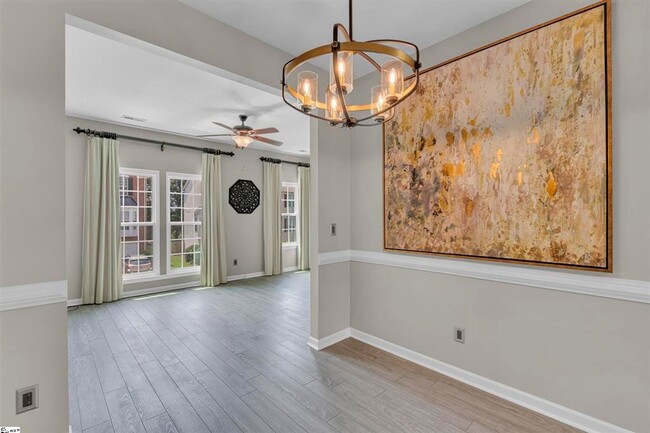Building Photo - Mauldin, 3BD/2.5BA. 1610SF