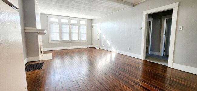 Building Photo - 134 Prospect St