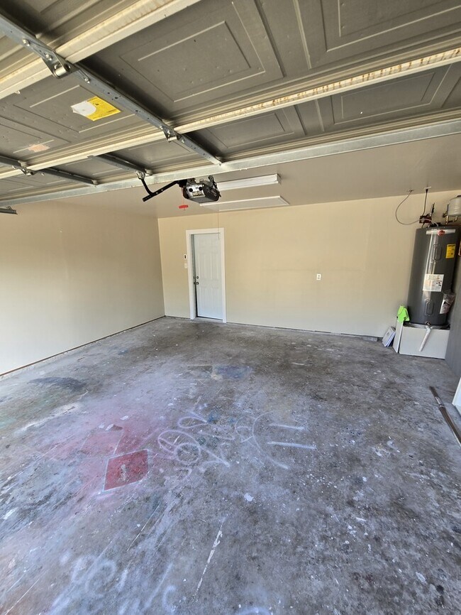 Building Photo - 908 Cooper Ln