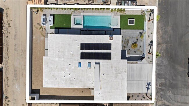 Building Photo - 78525 Orcabessa Dr