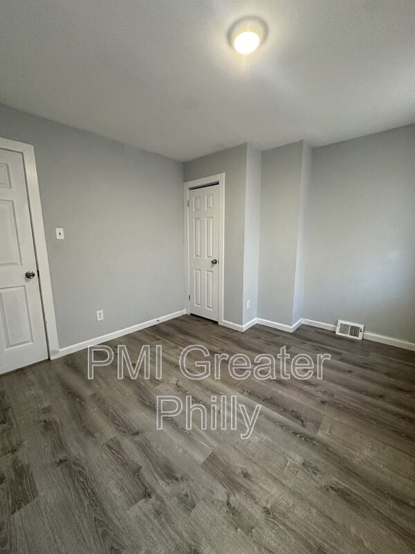 Building Photo - 4208 Westminster Ave