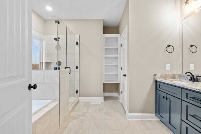 Building Photo - 1111 Joe Martin Ln