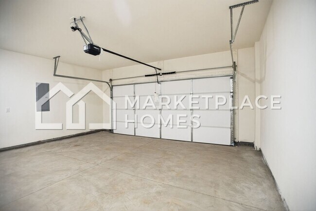 Building Photo - 346 Alta Tree Blvd