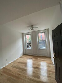 Building Photo - Beautiful studio unit located in a great area in fairmount- AVAILABLE NOW