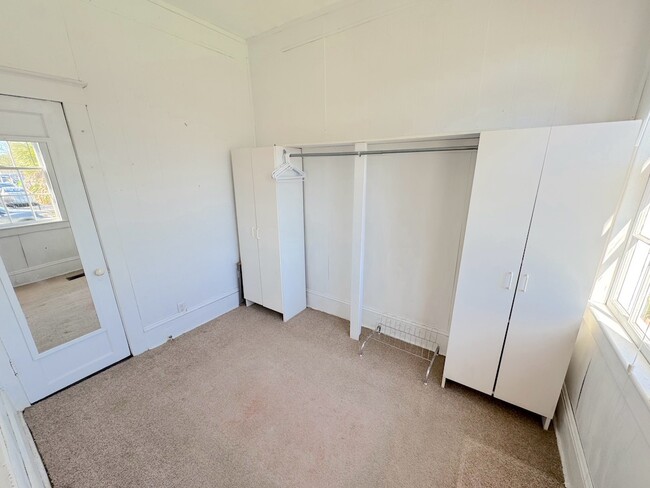 Building Photo - 226 E Gwinnett St