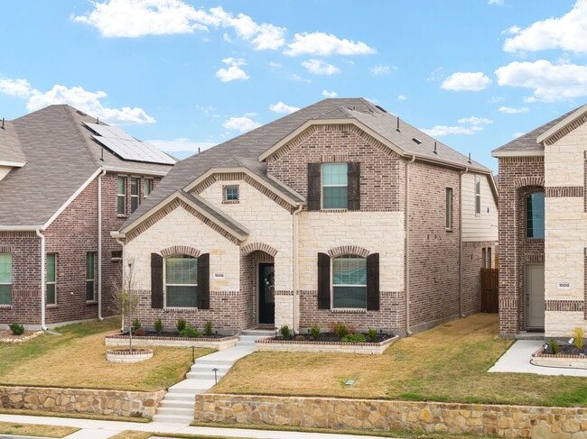 Building Photo - 10016 Thornapple Rd