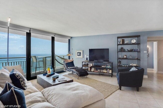 Building Photo - 3000 N Ocean Dr