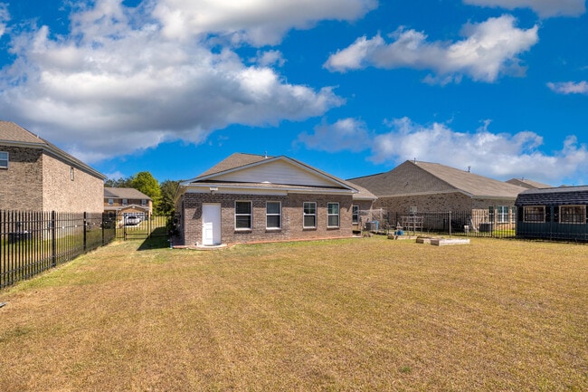 Building Photo - 2070 Hatteras Way