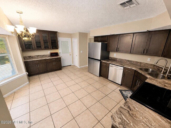 Building Photo - 7855 Collins Ridge Blvd