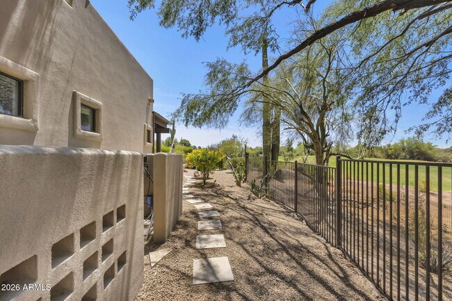 Building Photo - 3105 E Arroyo Hondo Rd