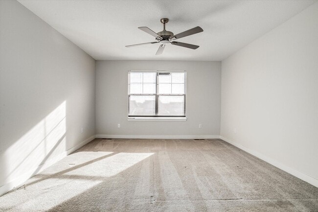 Building Photo - 3744 SW Maryville Pl