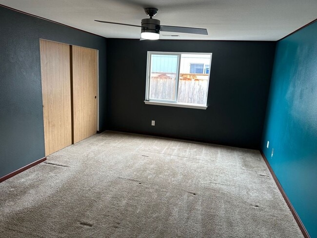 Building Photo - Cozy 3-bedroom rambler in Village Green av...