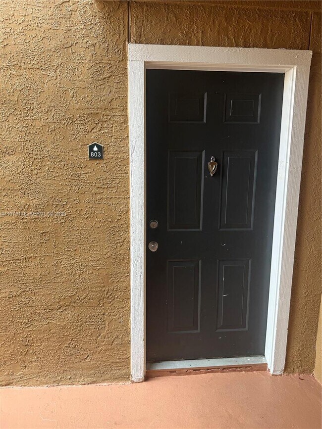 Building Photo - 15680 SW 106th Ln