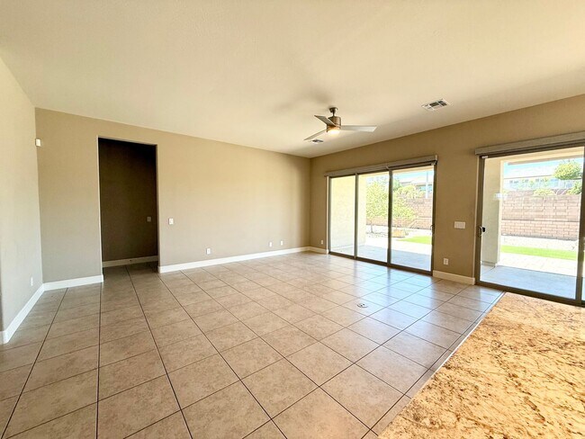 Building Photo - Move-In special! Ready 2 Bed, 2 Bath Home in Prime Prescott Location