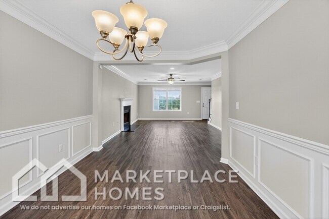 Building Photo - 1129 Cloud View Dr