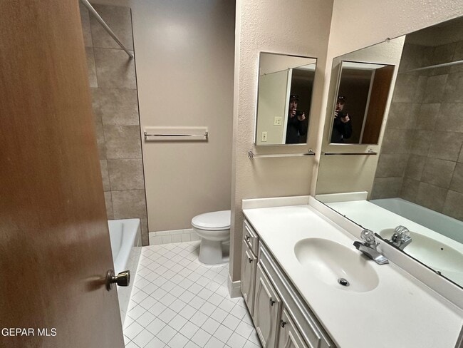 Building Photo - 5030 Alabama St