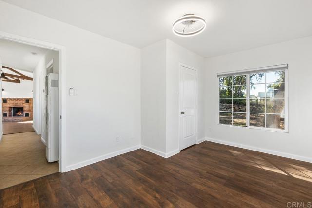 Building Photo - 835 Barsby St