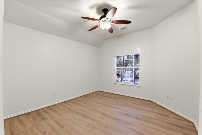 Building Photo - 6507 Hill Haven Ct