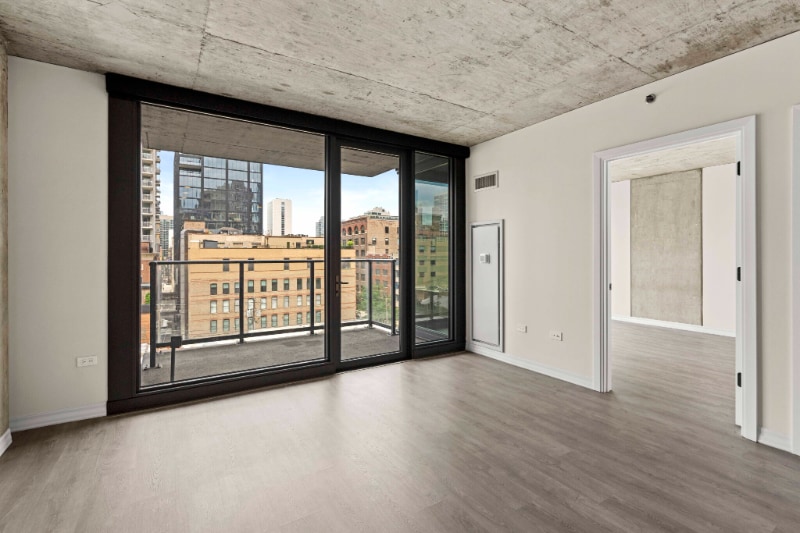 Building Photo - 203 W Huron St