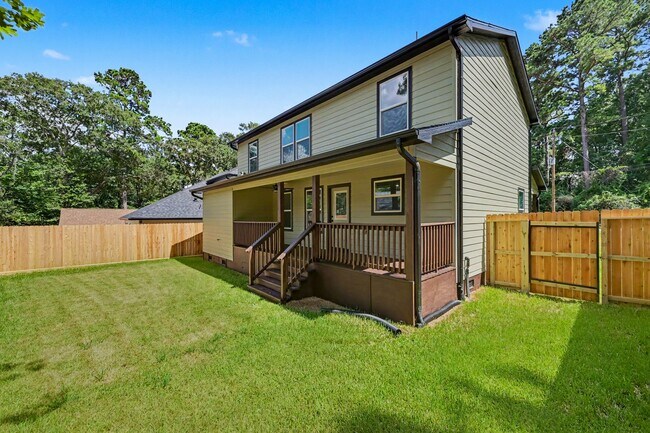 Building Photo - 116 Sun City Ln
