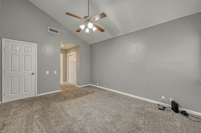 Building Photo - 11733 Lakeside Pl Dr