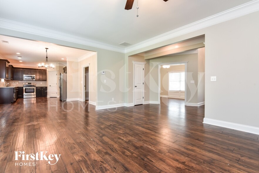 Building Photo - 2101 Braswell Ln