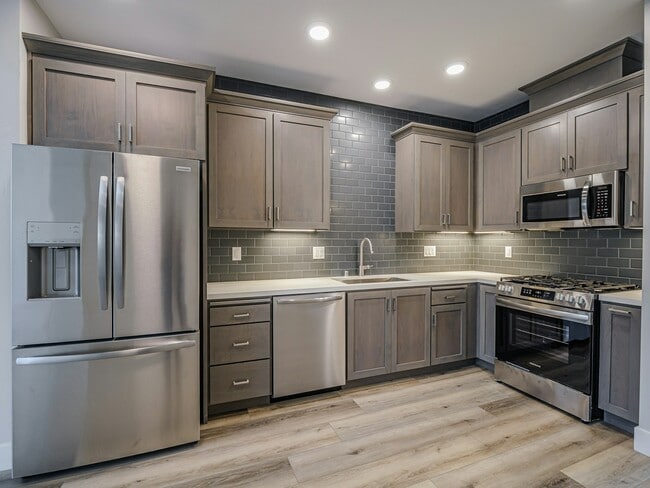 Building Photo - 136 Aptos Vlg Wy