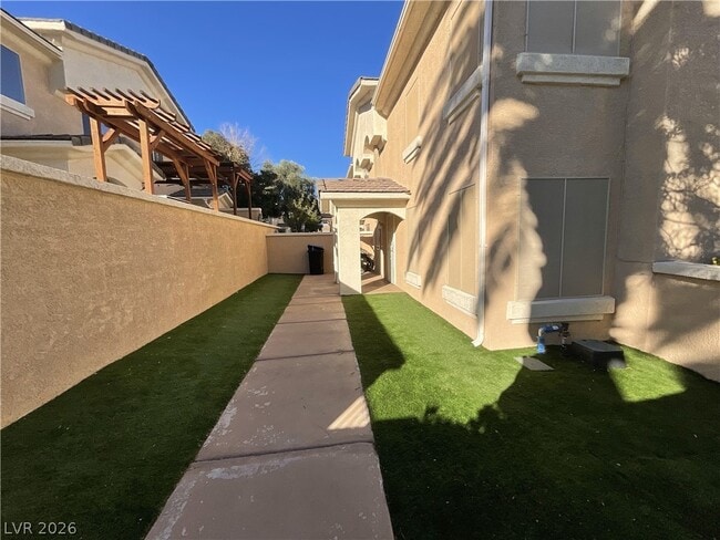 Building Photo - 509 Amber Sunset St