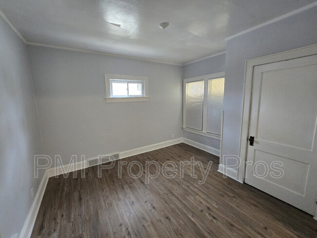 Building Photo - 3895 Dr. William Finlayson St
