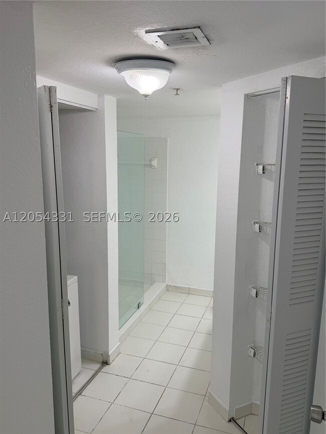 Building Photo - 15470 SW 284th St