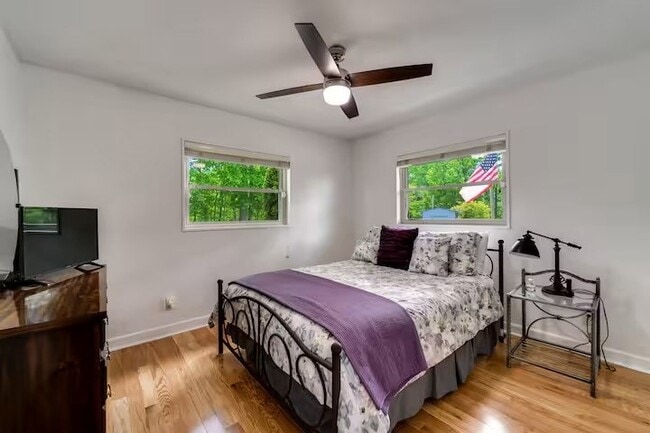 Building Photo - 608 Flowers Gap Rd