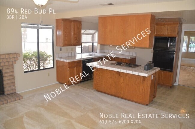 Building Photo - 894 Red Bud Pl-