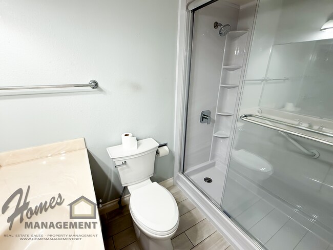 Building Photo - Del Mar Beach Club 2bd/2ba Condo