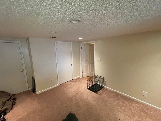 Building Photo - 2425 Cypress Ct