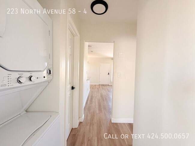 Building Photo - 223 N Ave 58