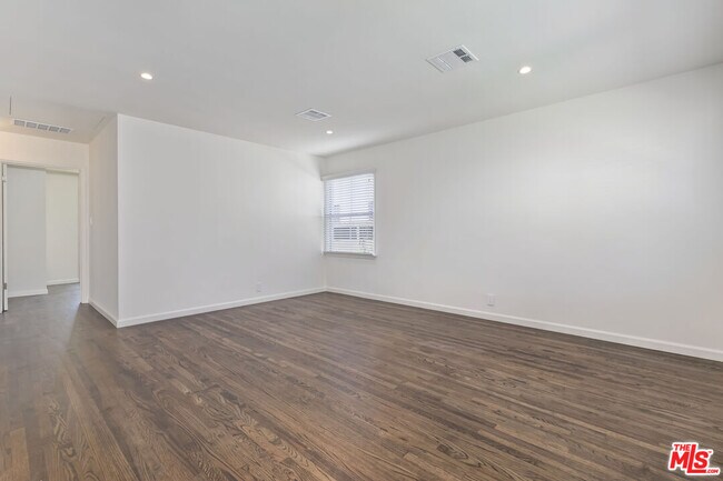 Building Photo - 11840 Tennessee Pl