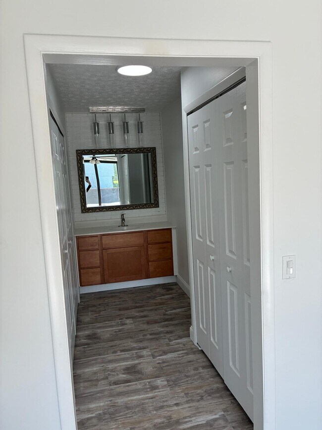 Building Photo - 3421 Burrwood Dr