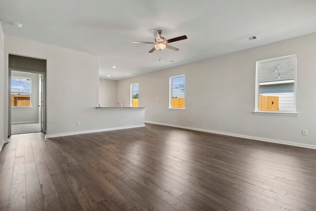 Building Photo - 15865 Berry Hl Dr