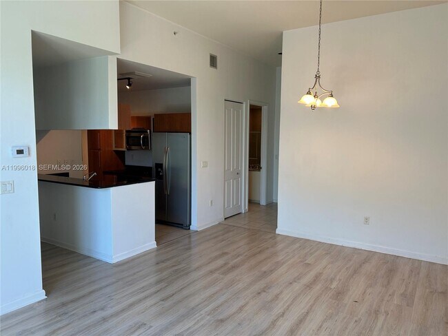 Building Photo - 600 W Las Olas Blvd