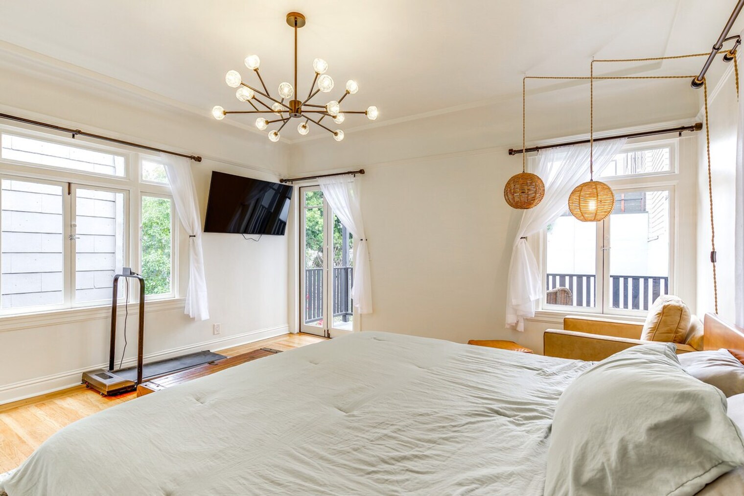 Building Photo - 3232 Divisadero St